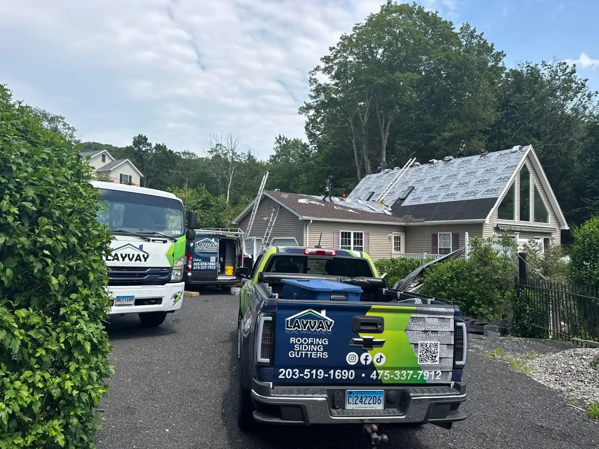 Siding - Professional service by Layvay Home Improvement LLC